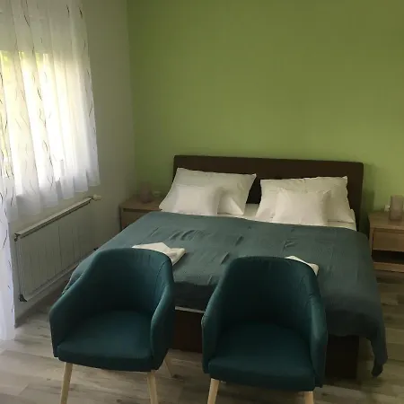 Apartment Laar Heviz