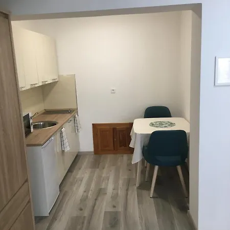 Laar Apartment *